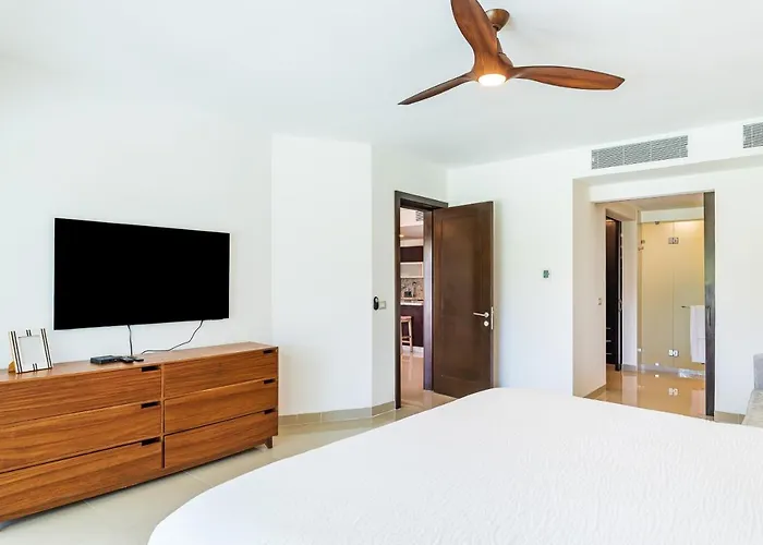 Apartment 402n Casa Lucerna Apts Playa del Carmen