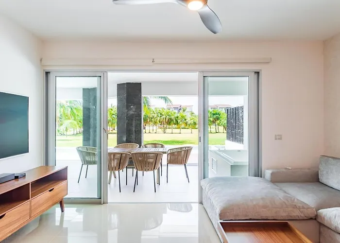 Apartment 402n Casa Lucerna Apts *