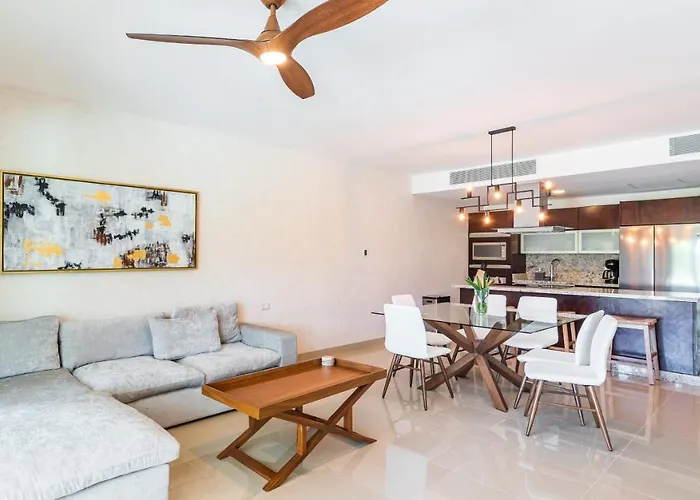Apartment 402n Casa Lucerna Apts *