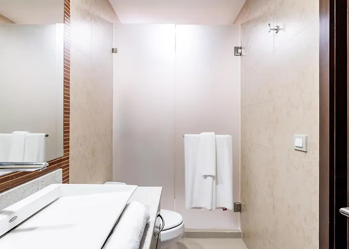 Apartment 402n Casa Lucerna Apts