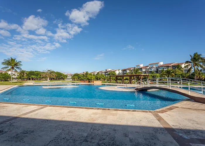 Apartment 402n Casa Lucerna Apts