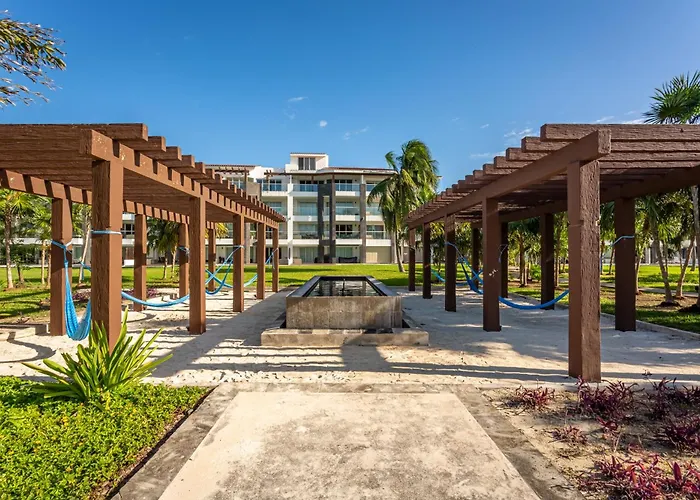402n Casa Lucerna Apts Apartment *